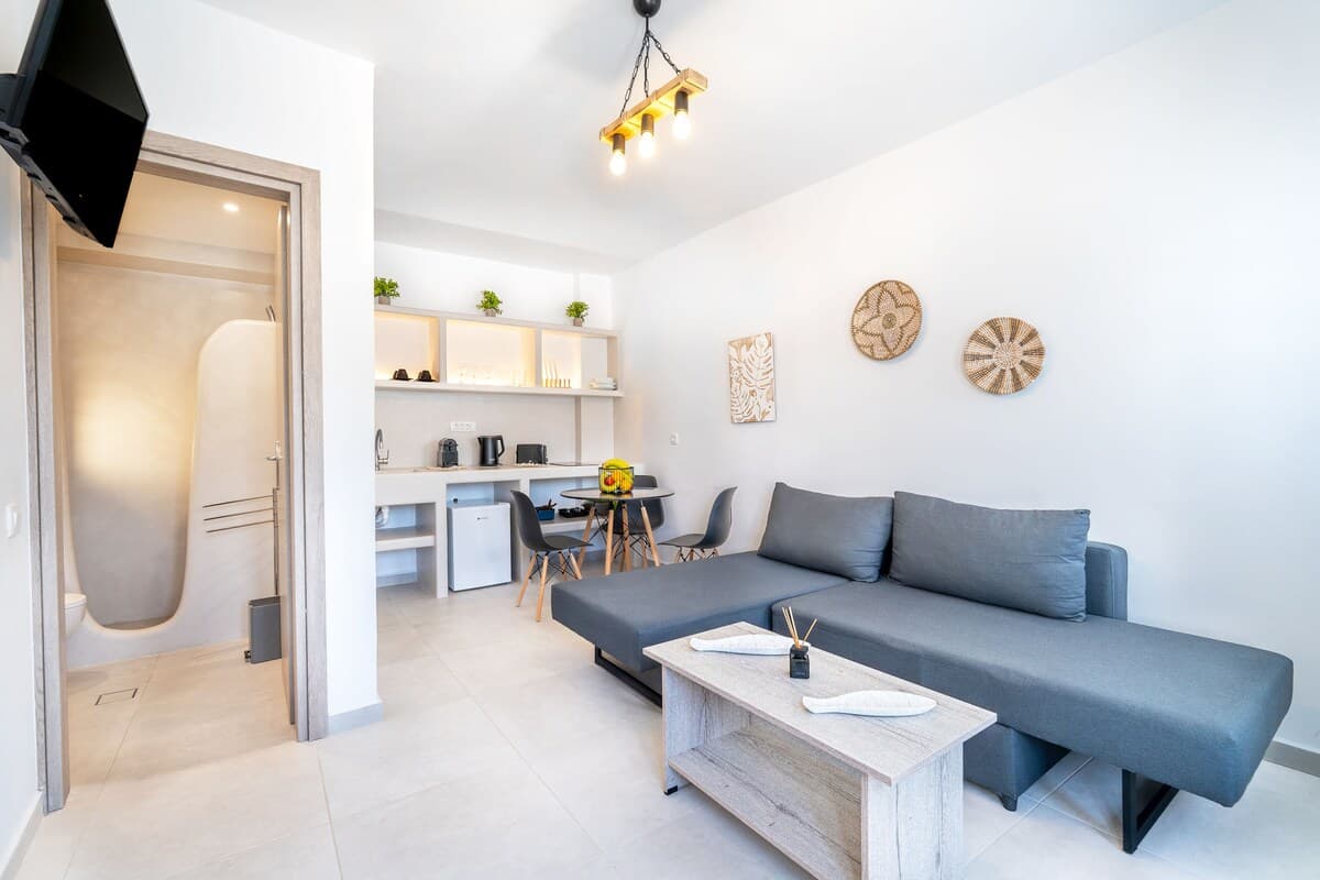 Saint John Luxury Apartment - Votsalo